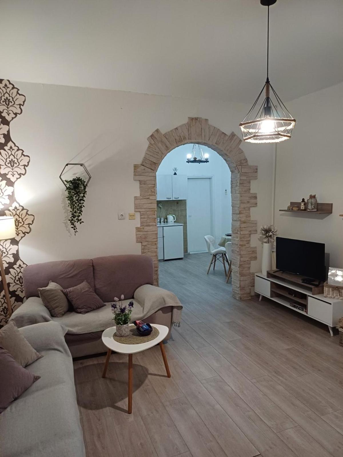 Apartment Green Free Private Parking Novi Sad Dış mekan fotoğraf